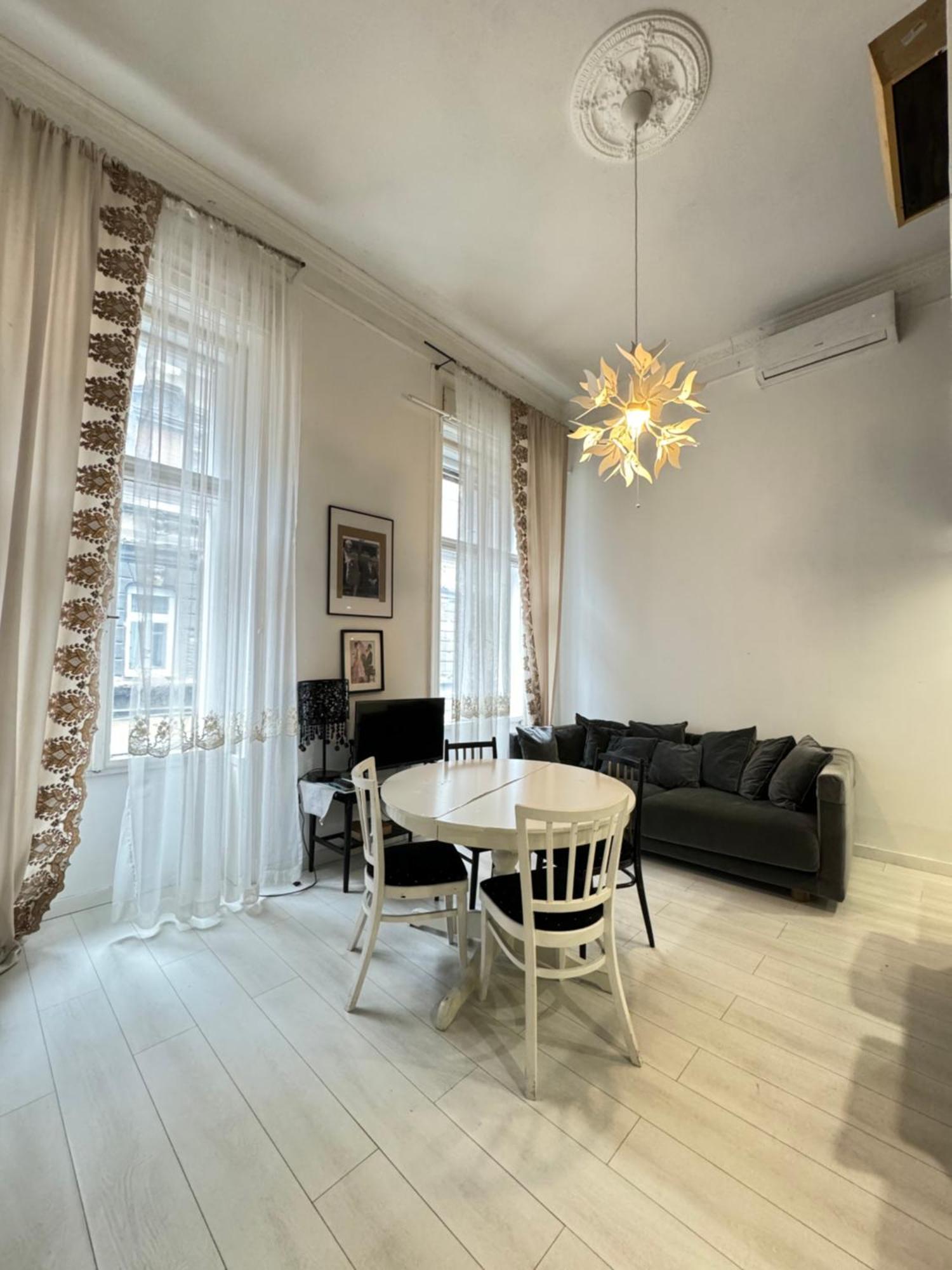4 You Apartment บูดาเปสต์ ภายนอก รูปภาพ